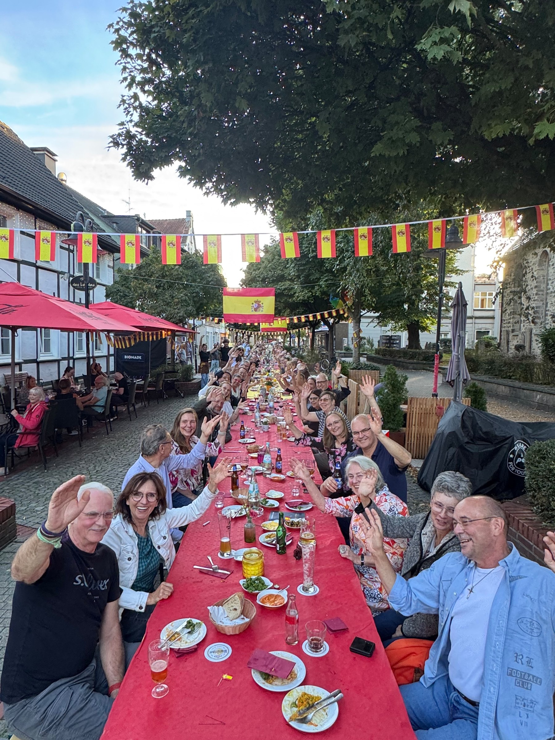 Längste Paella Tafel in Bochum